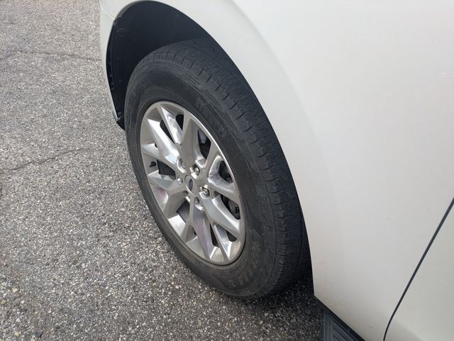 2021 Ford Expedition MAX XLT photo 4