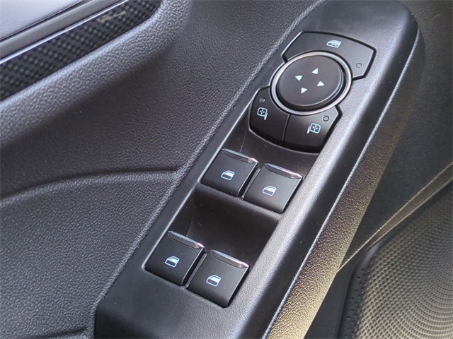 2025 Ford Escape ST-Line photo 19
