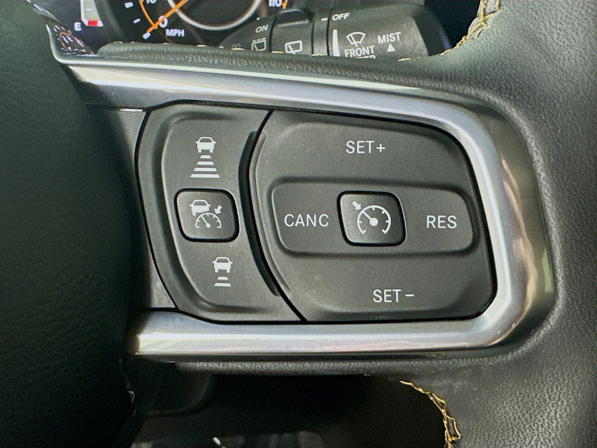 2024 Jeep Wrangler Sahara photo 18
