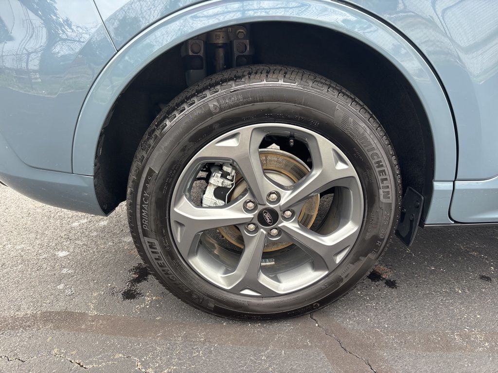 2023 Ford Escape ST-Line photo 10