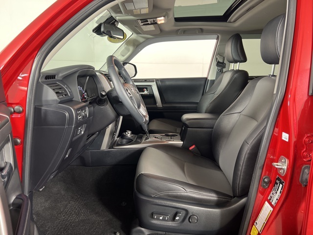 2022 Toyota 4Runner SR5 Premium photo 10