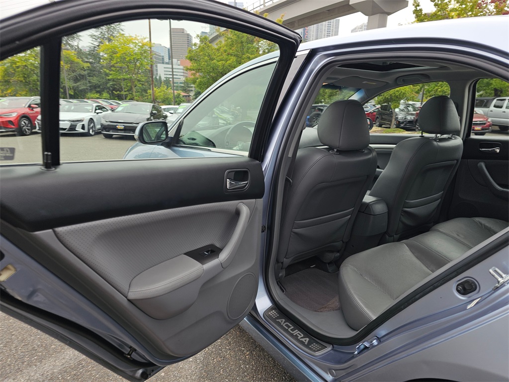 2004 Acura TSX Base photo 16