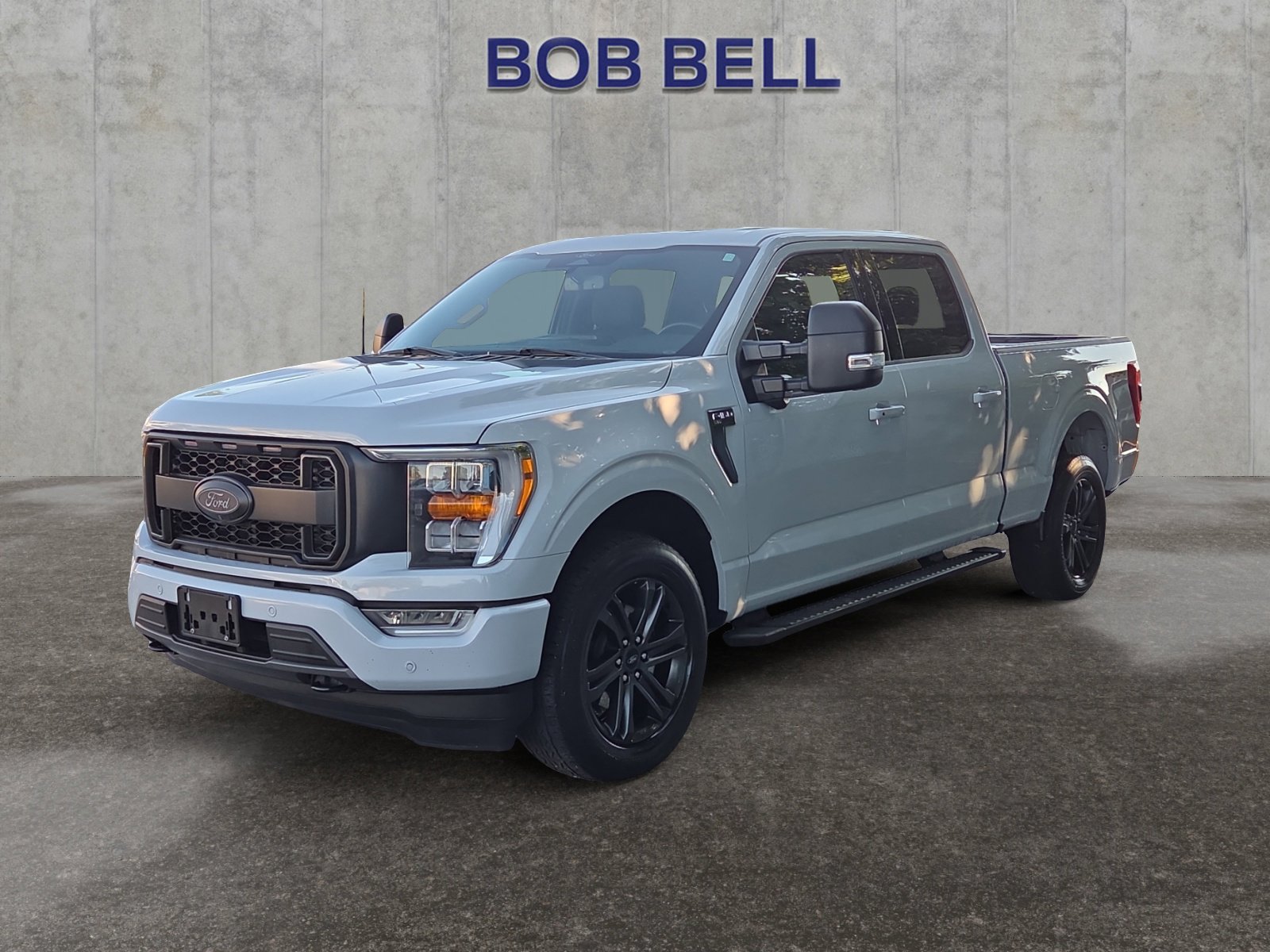 2022 Ford F-150 XLT's photo