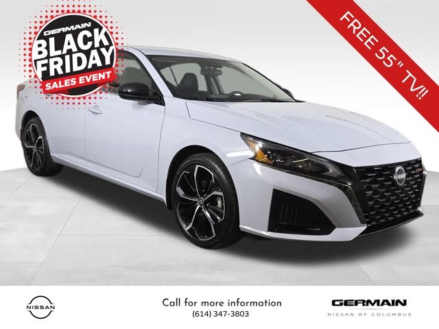 2025 Nissan Altima 2.5 SR photo 2