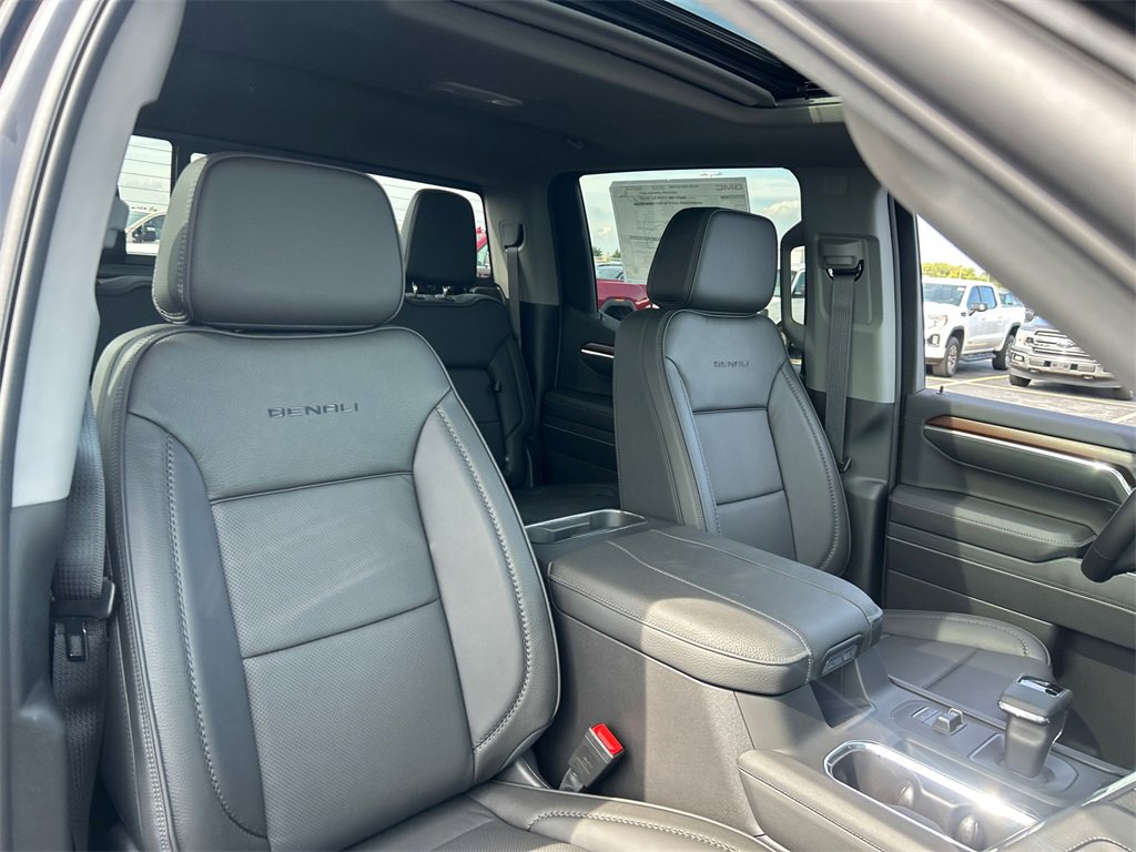 2026 Gmc Sierra Denali photo 35