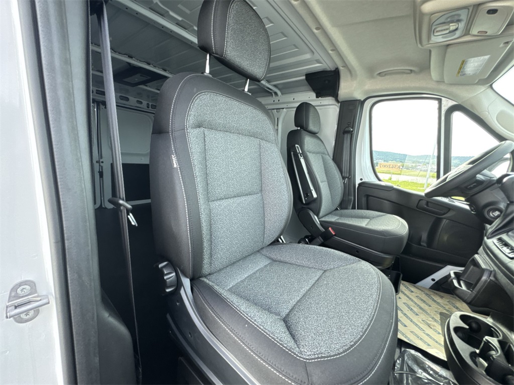 2025 Ram ProMaster 1500 photo 23