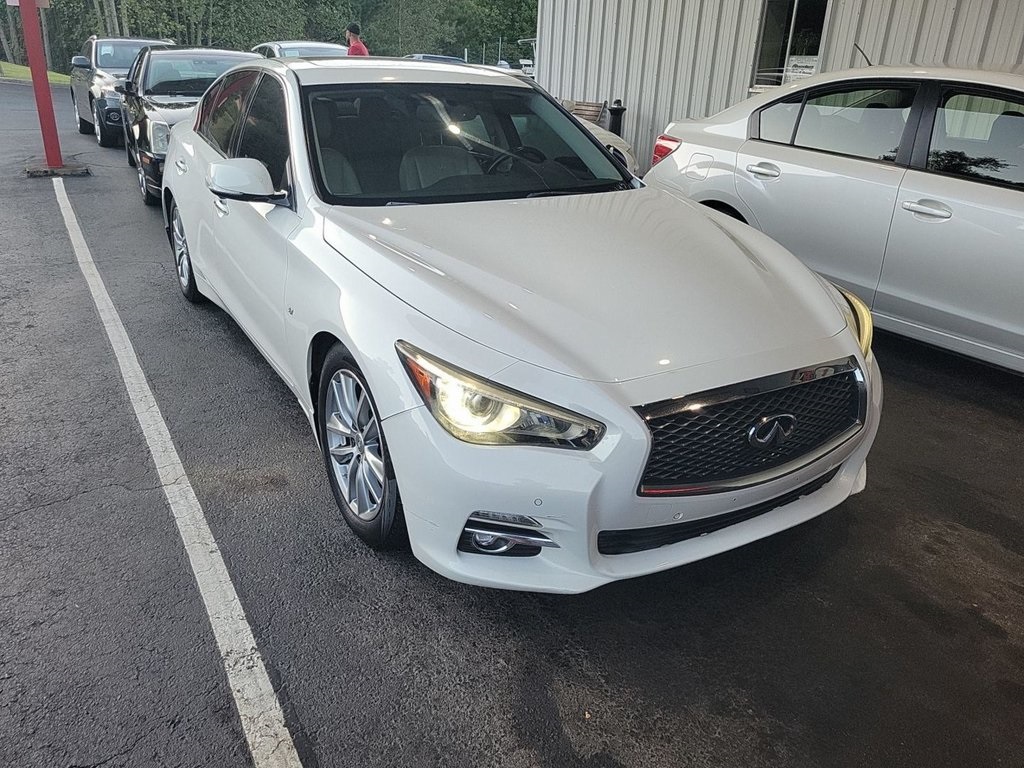 2014 Infiniti Q50 Premium photo 2