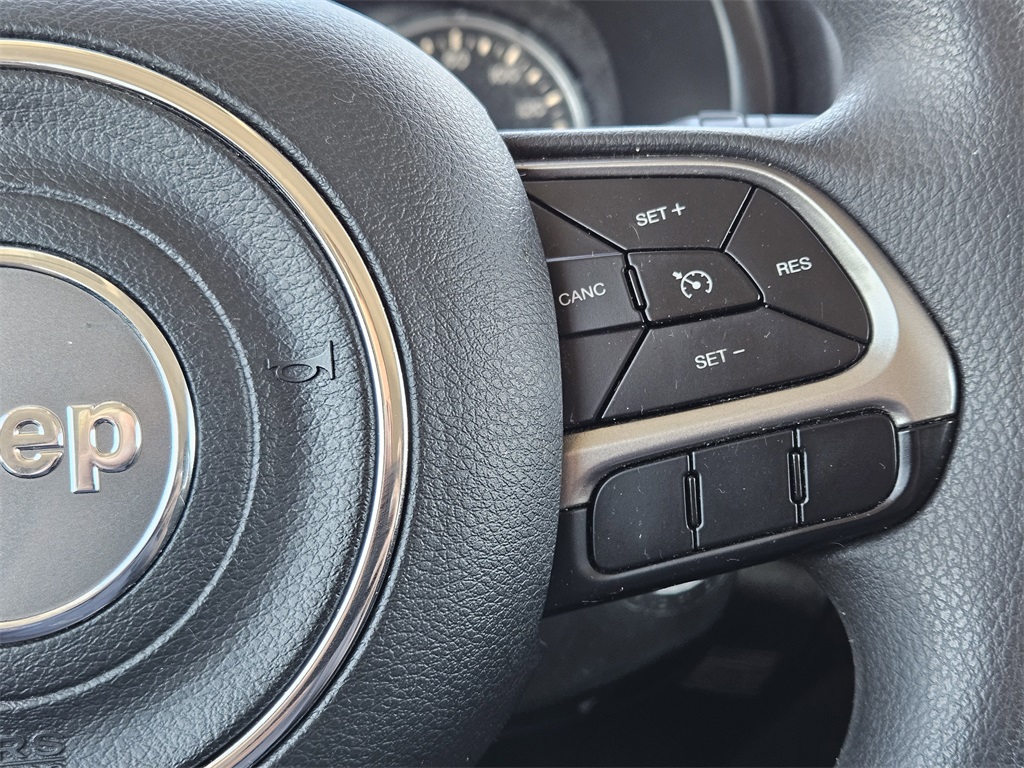 2022 Jeep Renegade Jeepster Sport Upland photo 24