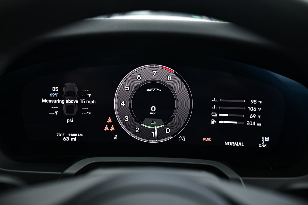 2025 Porsche 911 GTS photo 22