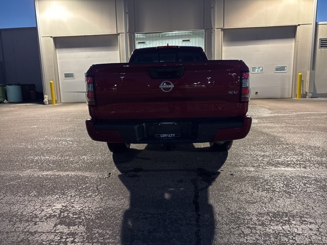2024 Nissan Frontier SV Crew Cab photo 4