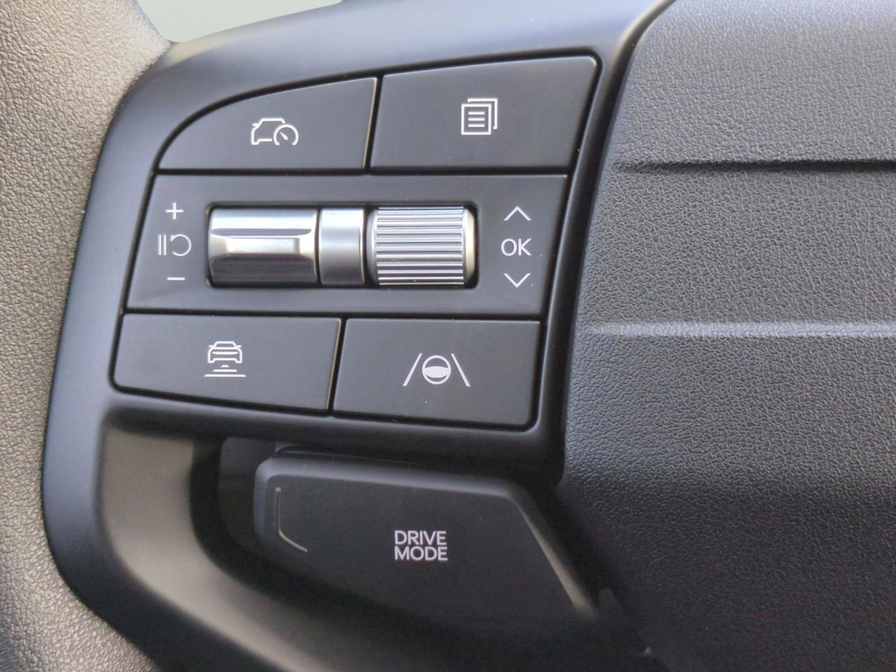 2025 Kia K4 LXS photo 21