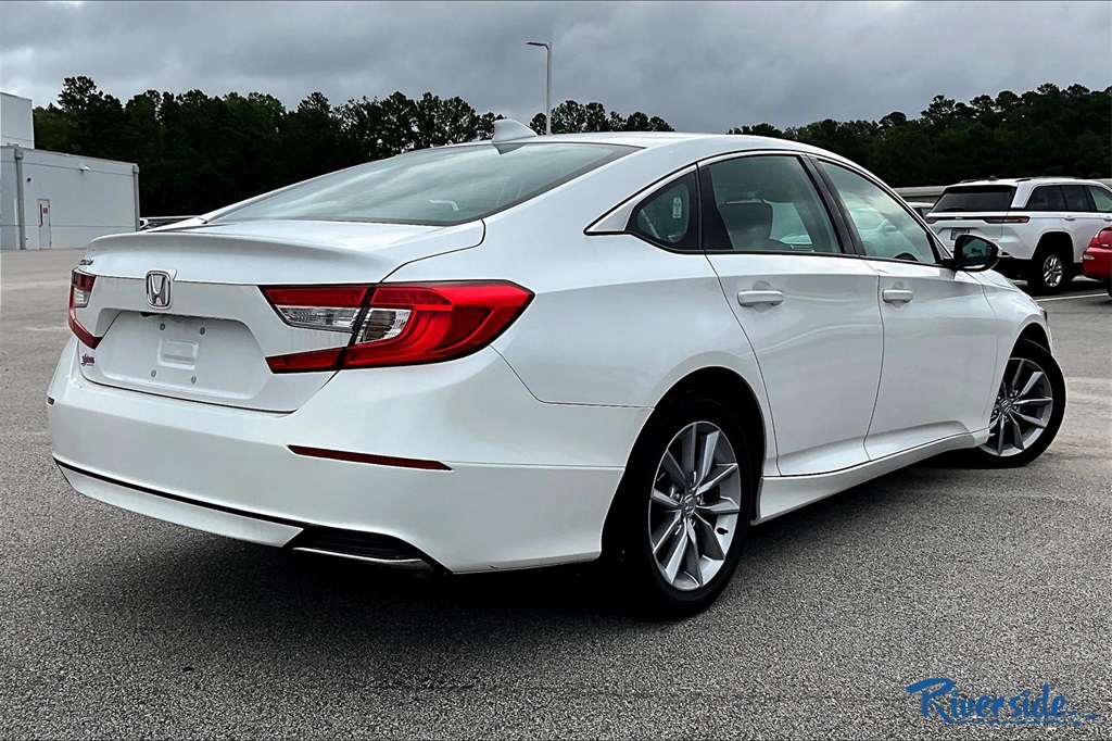 2021 Honda Accord LX photo 4