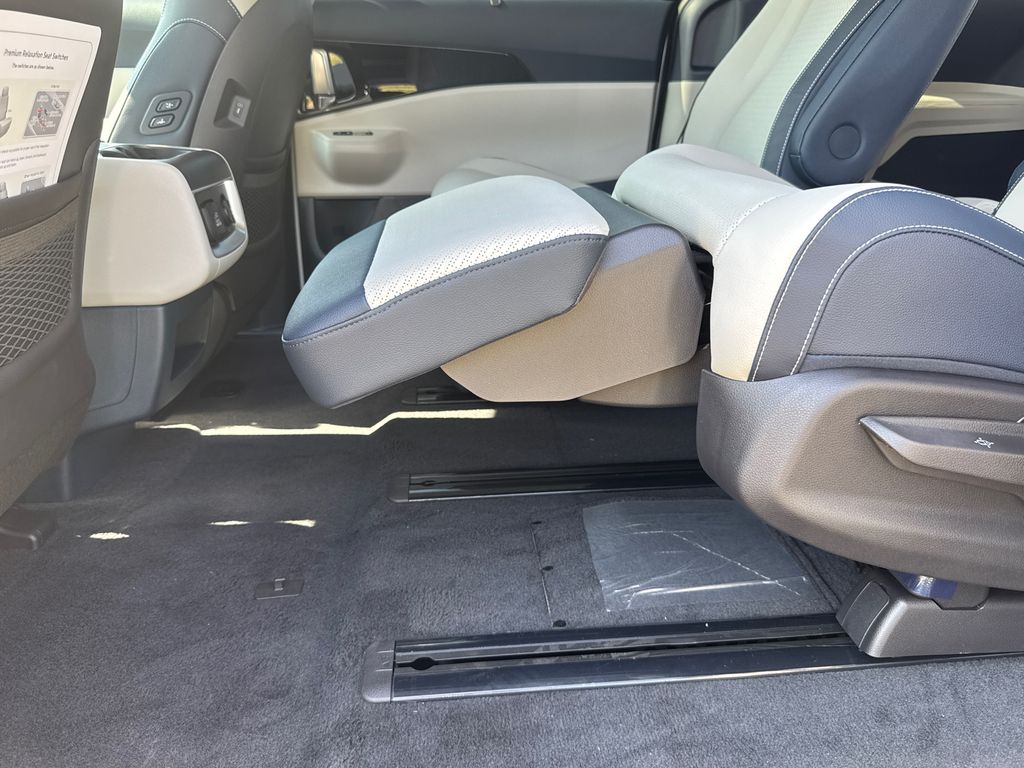 2026 Kia Carnival SX Prestige photo 19