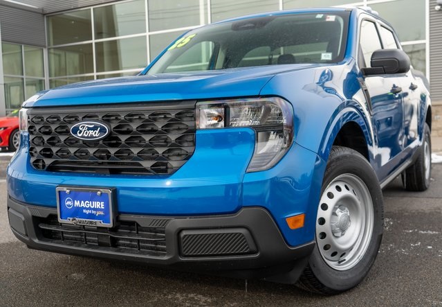 2025 Ford Maverick XL's photo