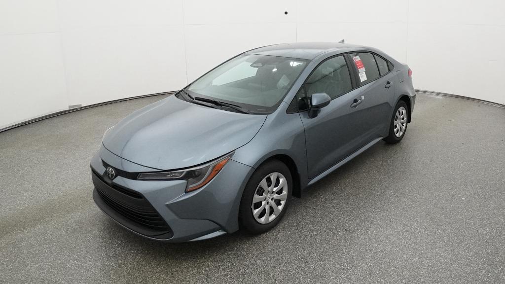 2026 Toyota Corolla LE's photo