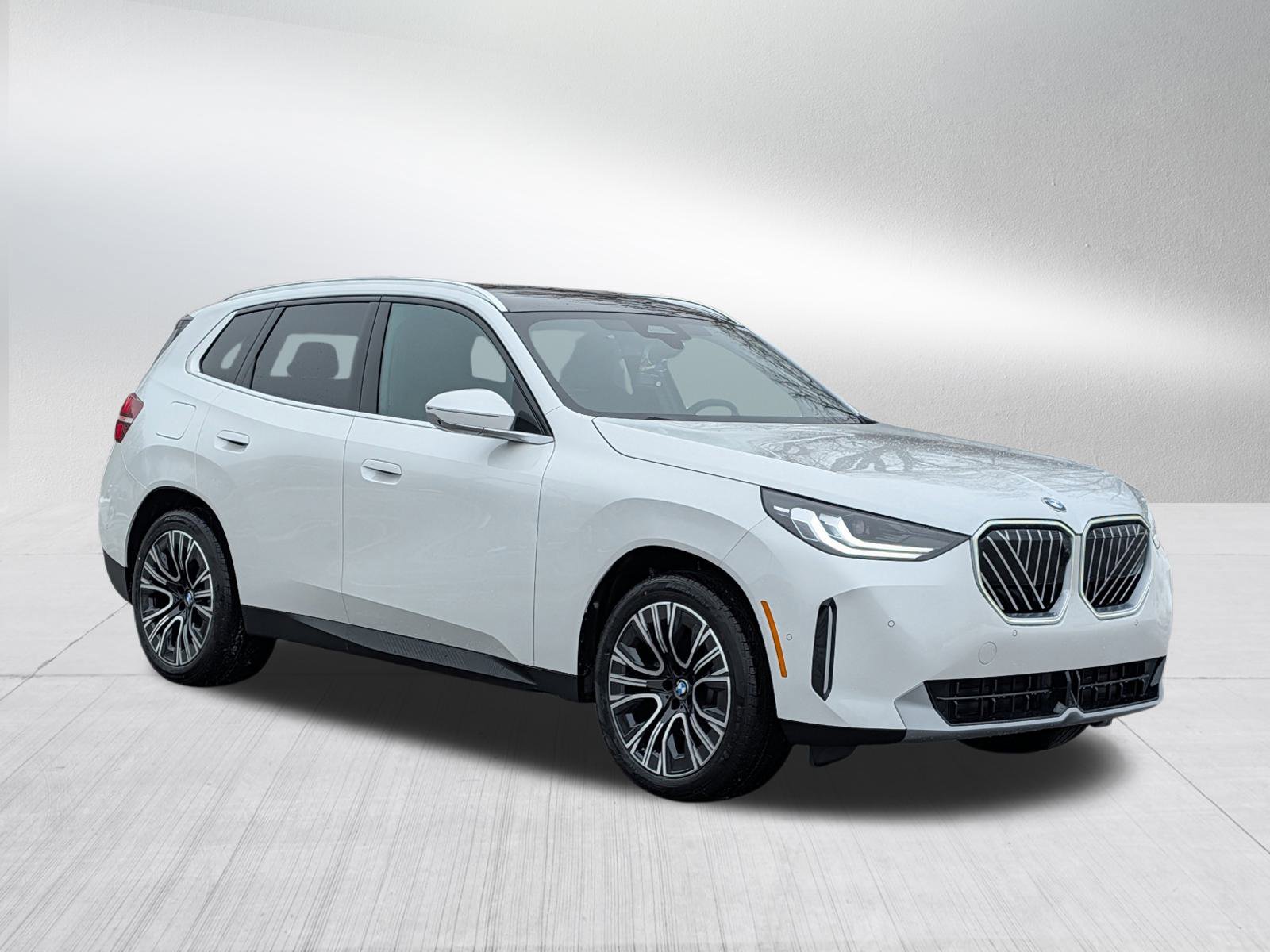 2026 BMW X3 30's photo