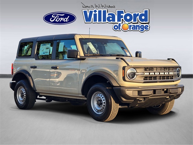 2025 Ford Bronco 4-Door Base's photo