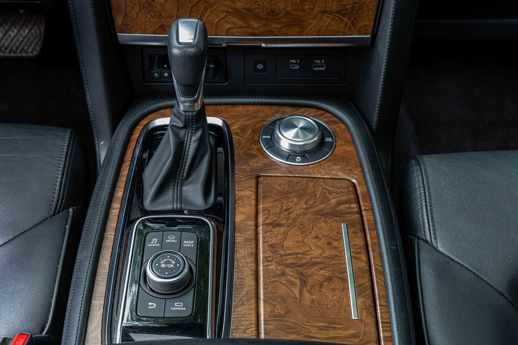 2023 Nissan Armada SL photo 12