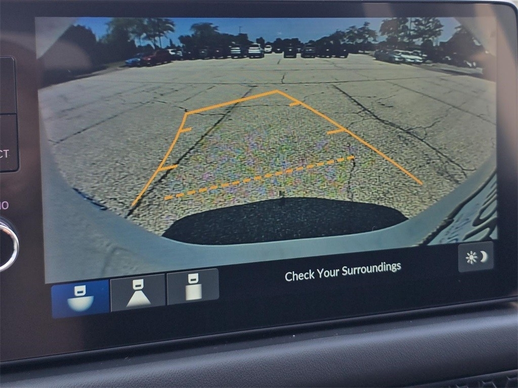 2026 Honda HR-V LX photo 4