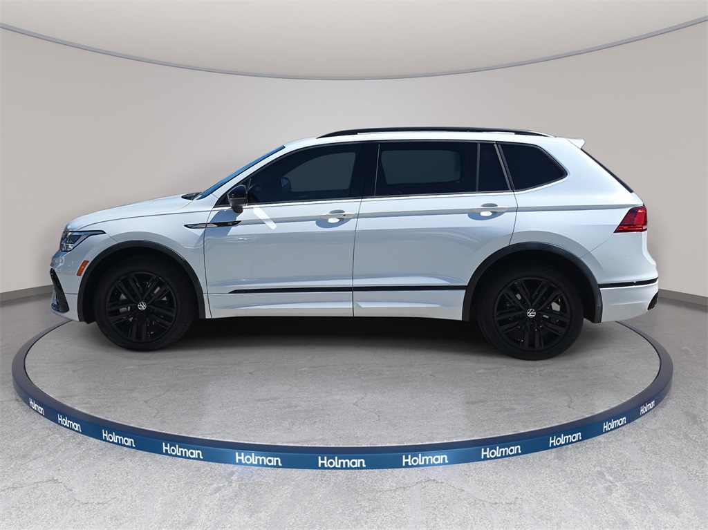 2022 Volkswagen Tiguan SE R-Line Black photo 5