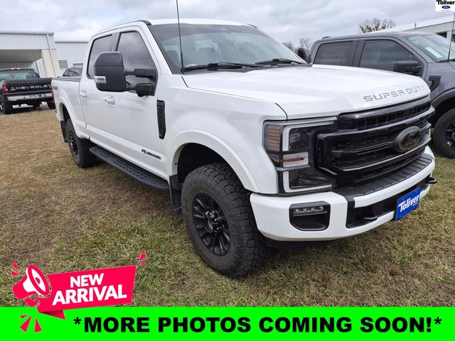 2022 Ford F-250 Super Duty Lariat's photo