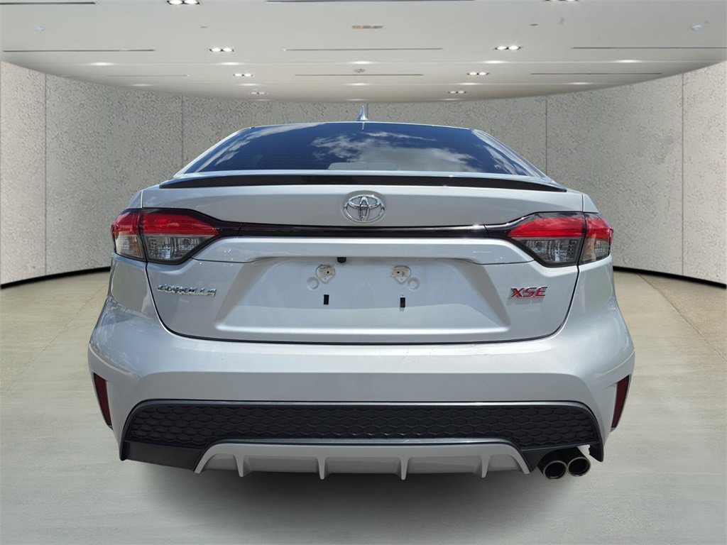 2022 Toyota Corolla XSE photo 4