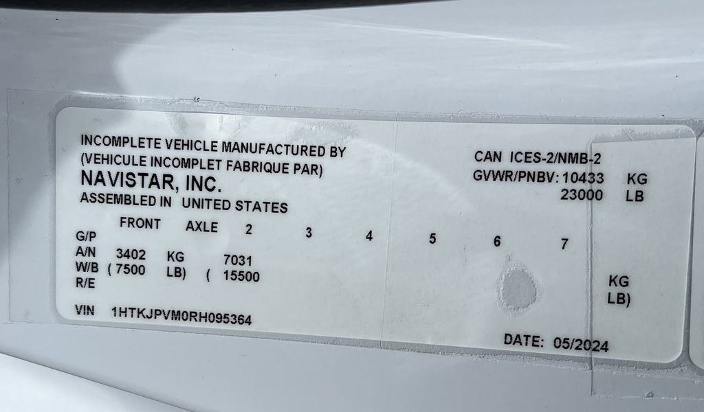 2024 Chevrolet Silverado 6500HD Work Truck photo 3