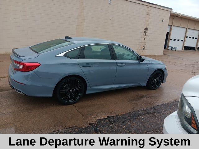 2022 Honda Accord Hybrid Sport photo 2