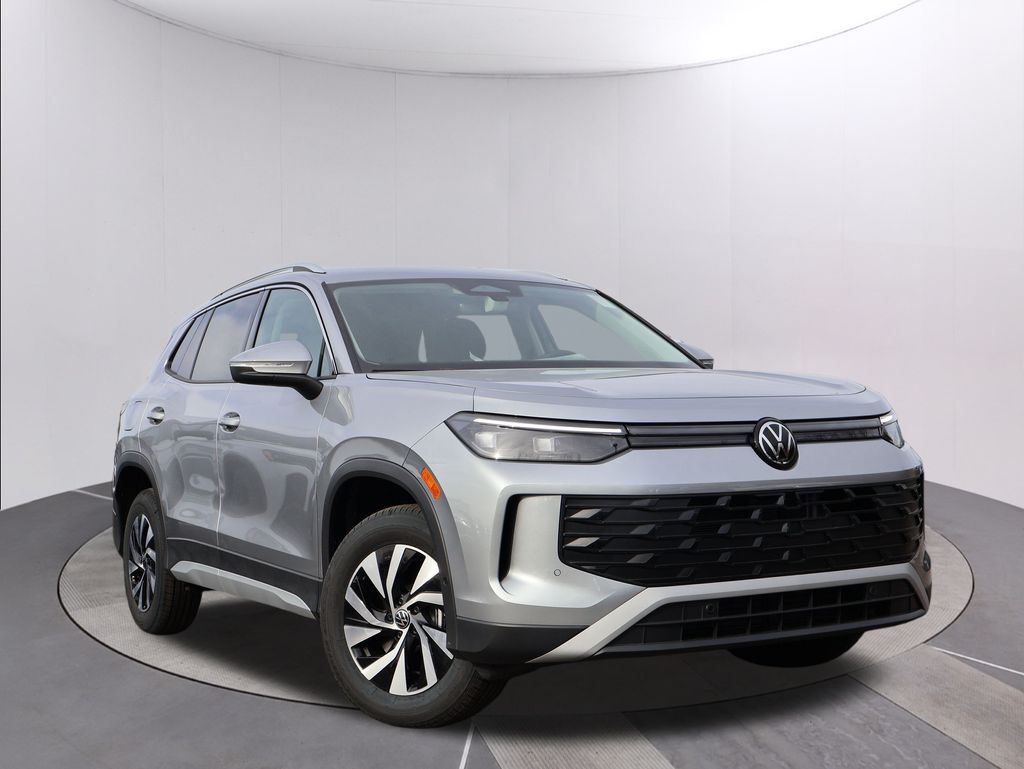 2026 Volkswagen Tiguan S's photo