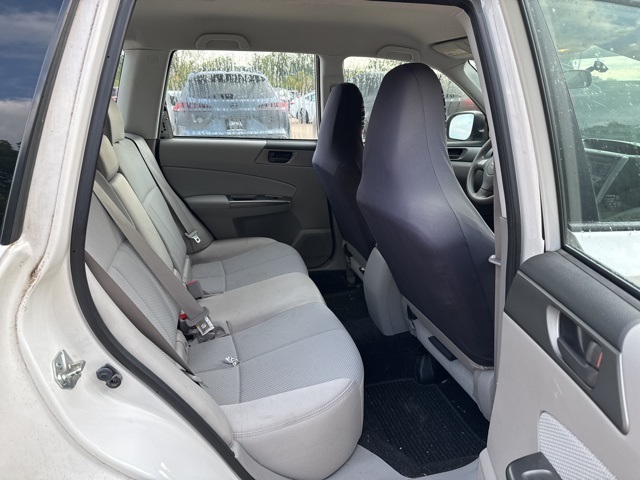 2012 Subaru Forester 2.5X photo 14