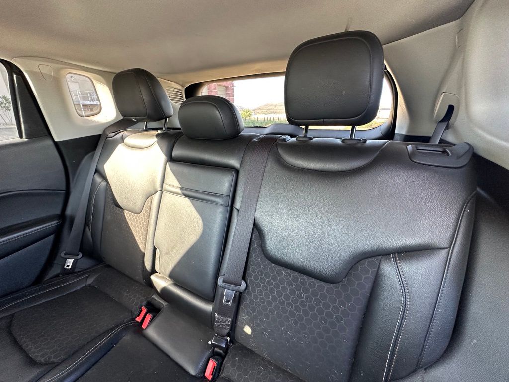 2018 Jeep Compass North Edition Latitude photo 6