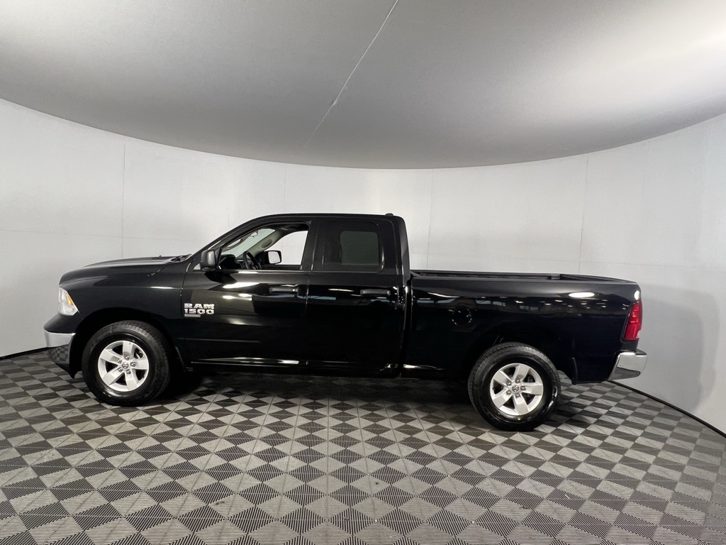 2024 Ram 1500 Classic SLT photo 7