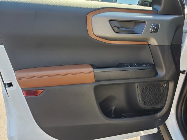 2025 Ford Bronco Sport Outer Banks photo 9