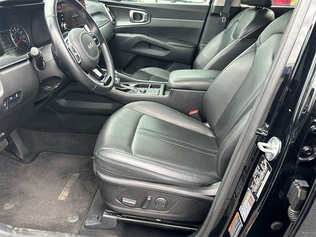 2023 Kia Sorento S photo 9