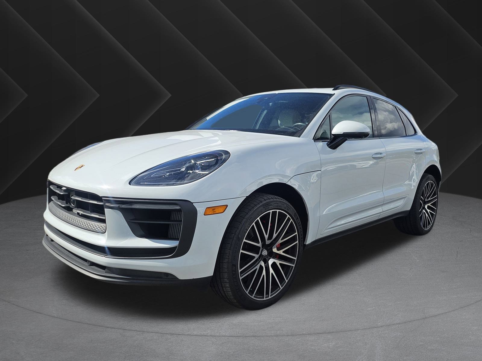 2022 Porsche Macan S