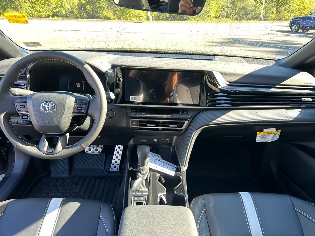 2026 Toyota Camry SE photo 12