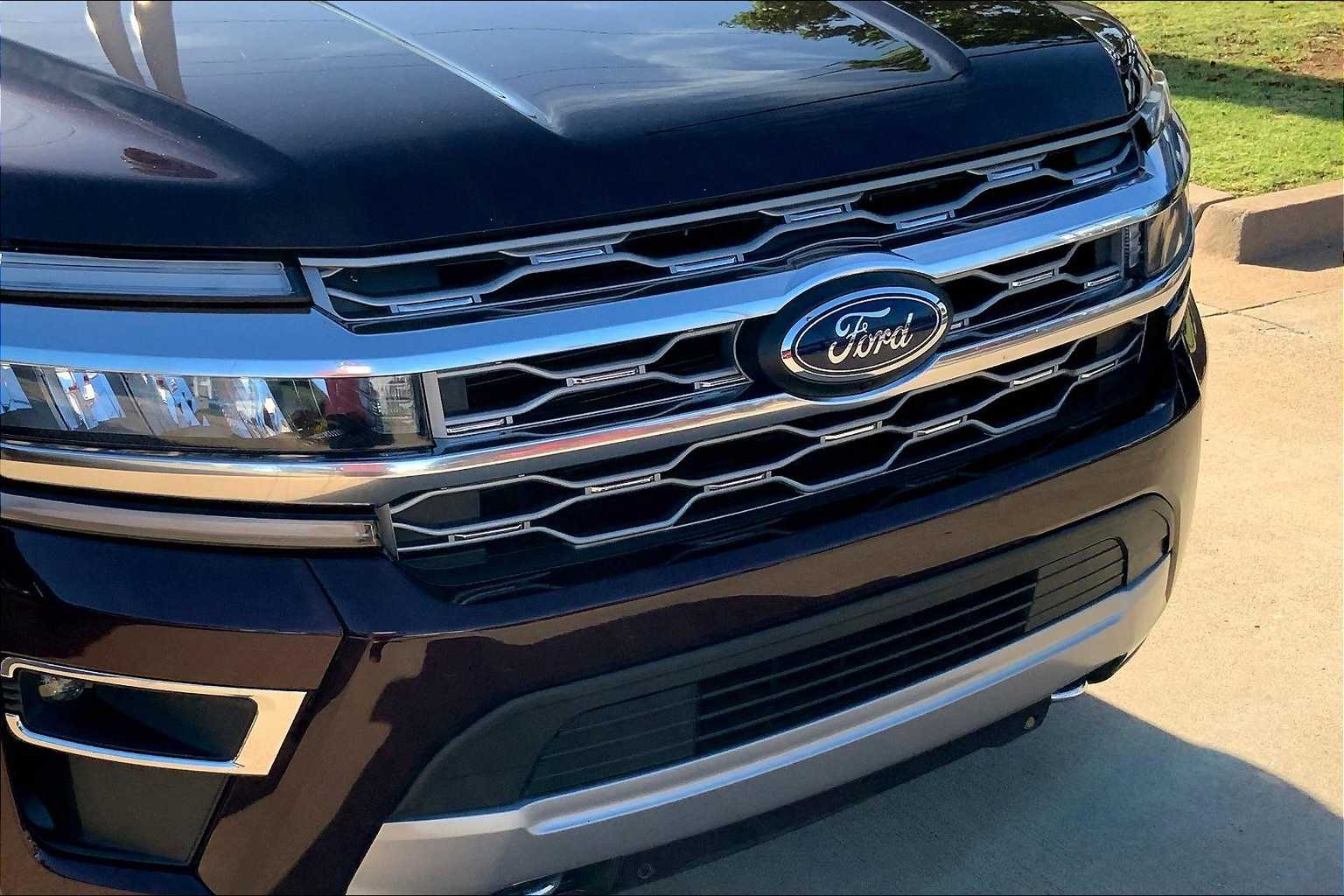 2024 Ford Expedition Platinum photo 25
