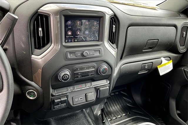 2025 Chevrolet Silverado 3500HD Work Truck photo 4