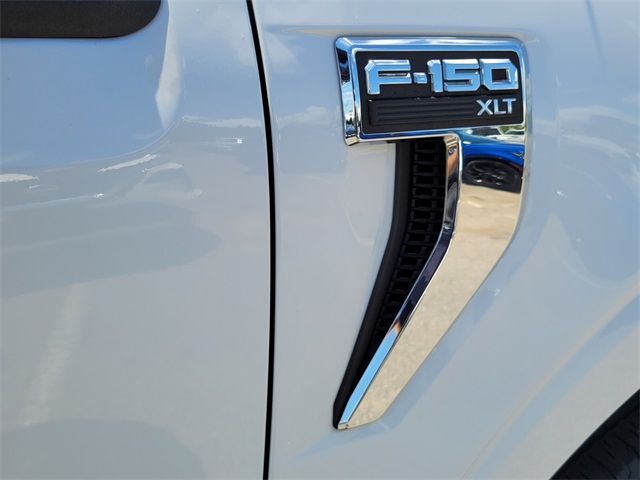 2023 Ford F-150 XLT photo 14