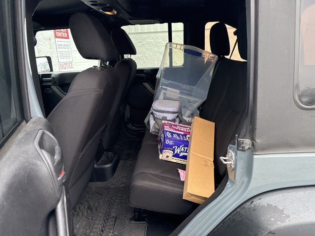 2015 Jeep Wrangler Unlimited Sport photo 4