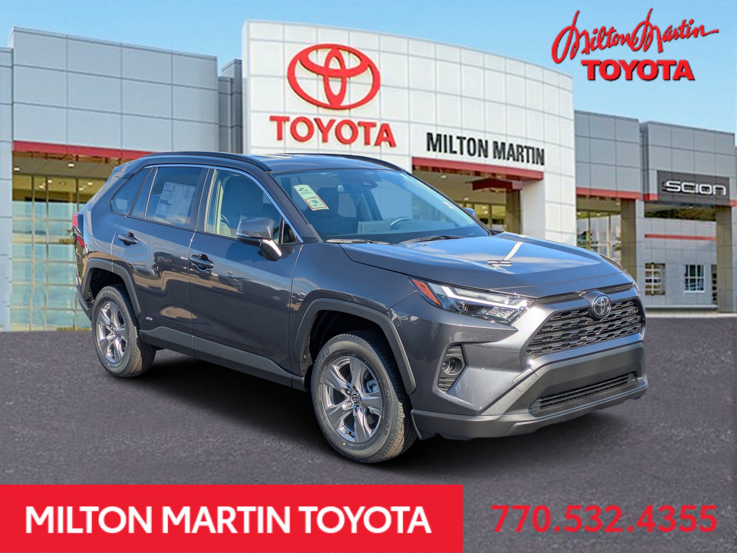 2025 Toyota RAV4 XLE's photo