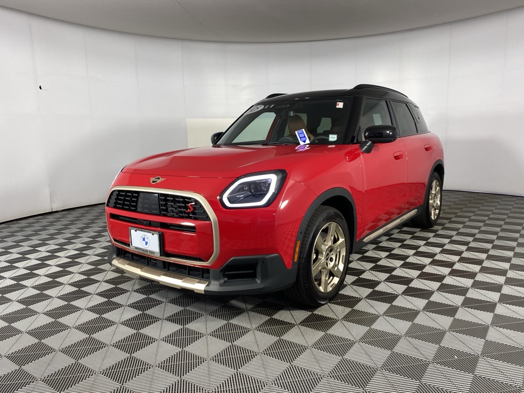 2025 Mini Cooper S Iconic photo 2