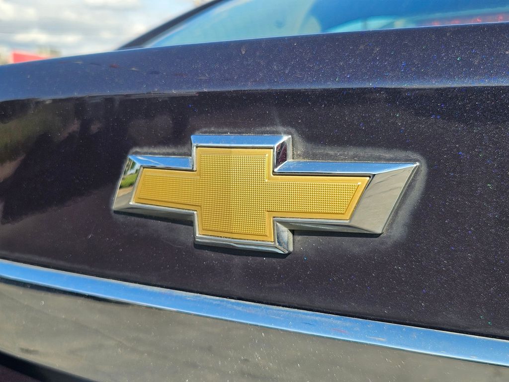 2015 Chevrolet Cruze LT photo 26