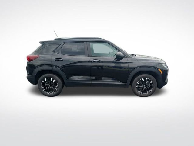2023 Chevrolet Trailblazer LT photo 3