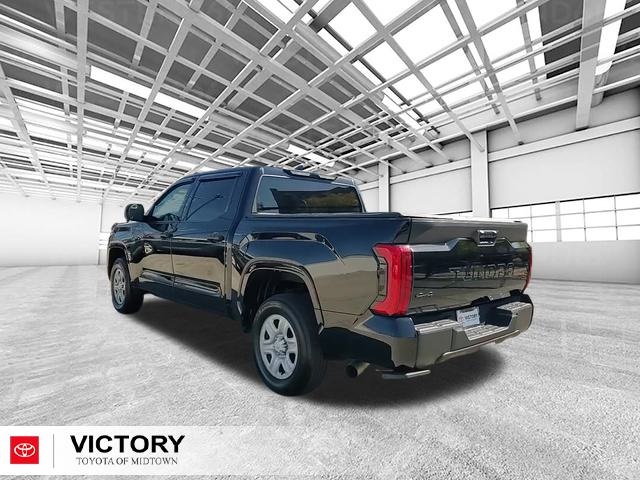 2023 Toyota Tundra SR CrewMax photo 4