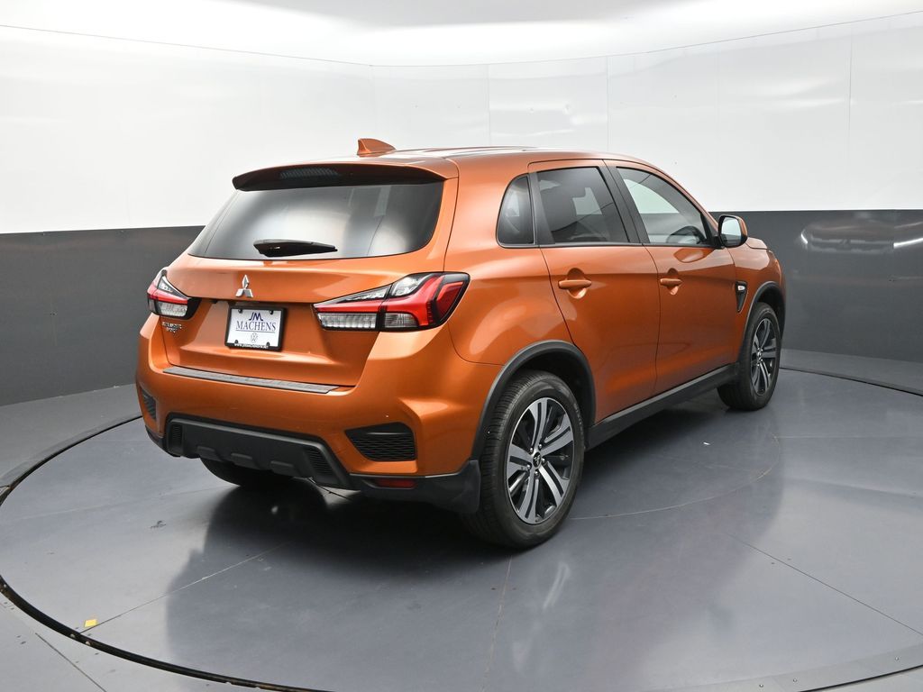 2023 Mitsubishi Outlander Sport ES photo 2