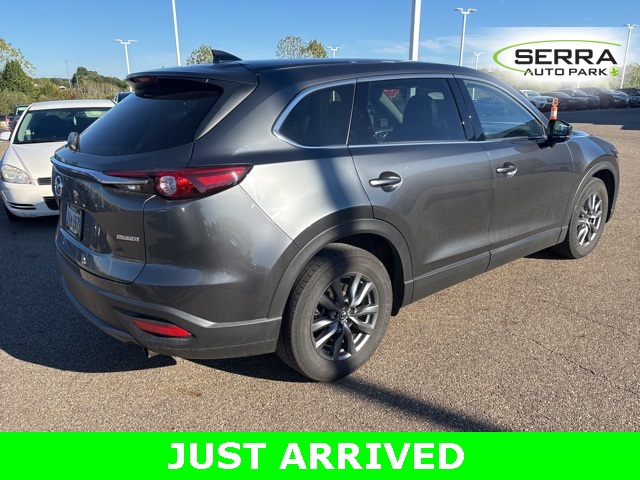 2023 Mazda CX-9 Touring photo 3
