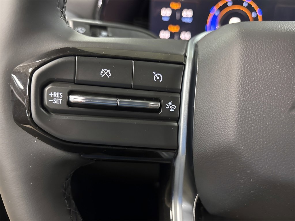 2026 Chevrolet Colorado LT photo 16
