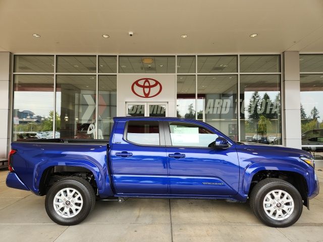 2025 Toyota Tacoma SR5 4x4 Double Cab photo 2