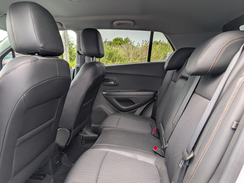 2022 Chevrolet Trax LT photo 9